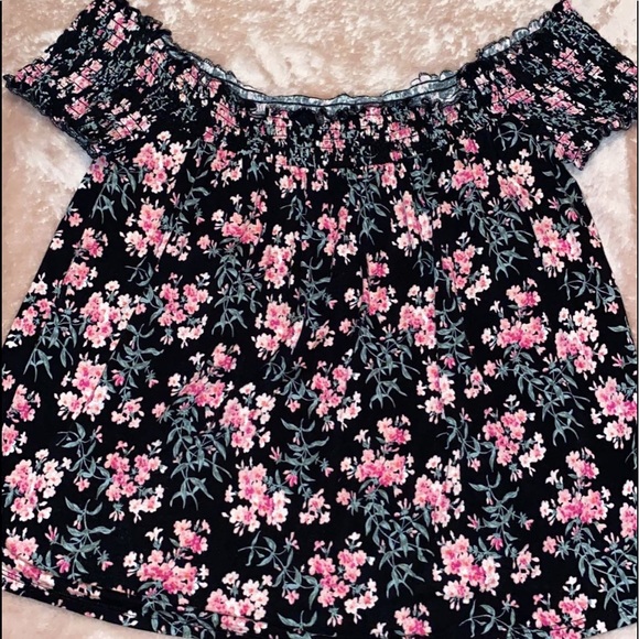 American Eagle shirt!!! - Picture 1 of 2